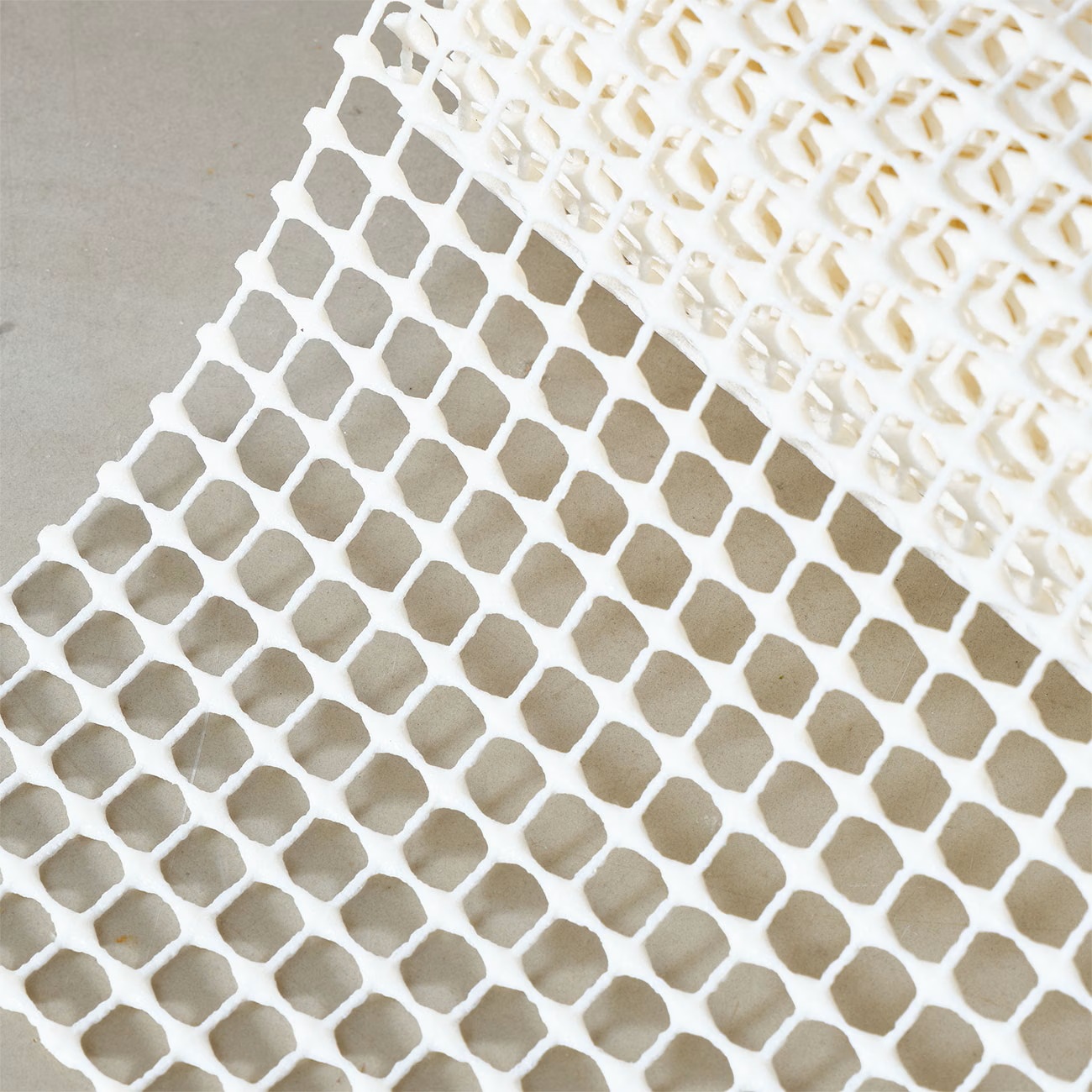 Protišmyková mriežka-metráž šírky:60, 80, 100, 120 cm - obrázok 2